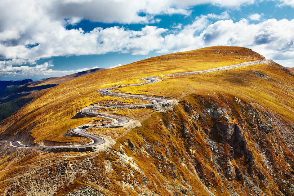Transalpina road crossing the mountains