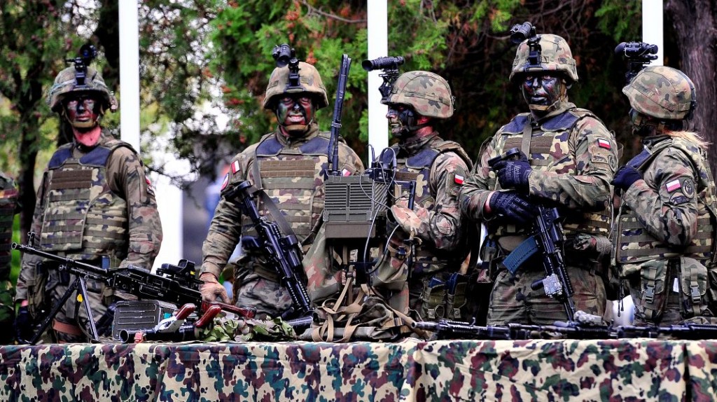 soldati-nato-craiova-romania-1070x600